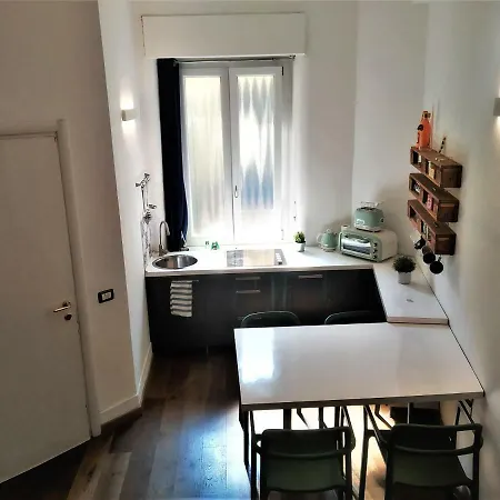 Beautiful Open-space Loft Apartment *